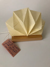 Load image into Gallery viewer, Origami Light Sculpture Burst 5