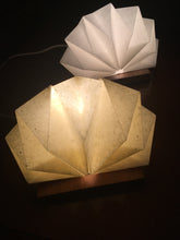 Load image into Gallery viewer, Origami Light Sculpture Burst 6